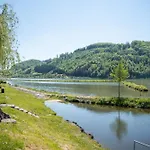 מלון - Ernst