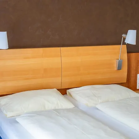 Ξενοδοχείο - Ernst