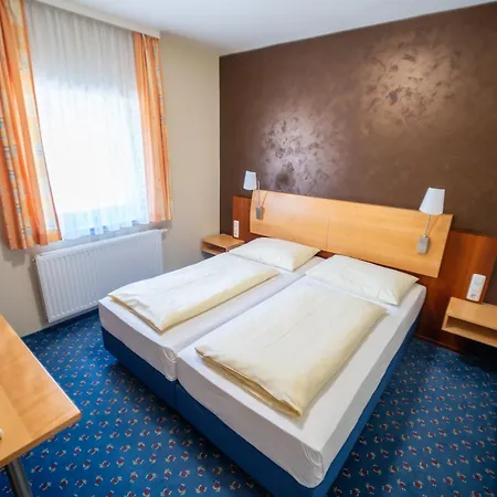 - Ernst 3*