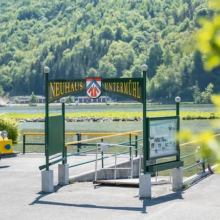 Ξενοδοχείο - Ernst 3*