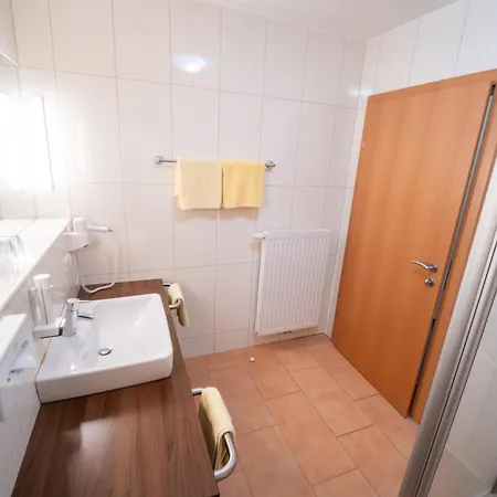 - Ernst 3* Untermuhl