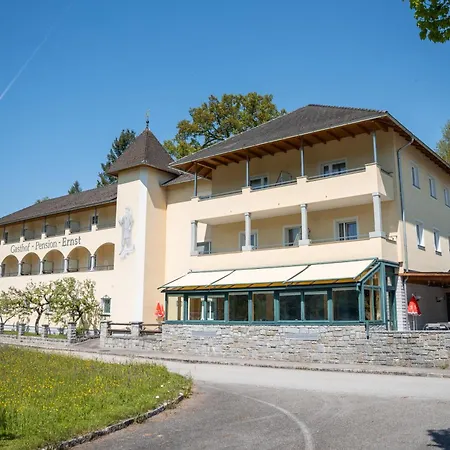 - Ernst Hotel