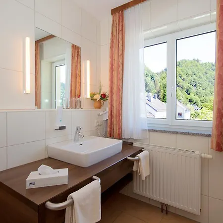 Hotel - Ernst 3*