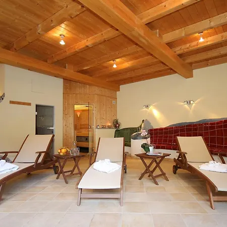 Ξενοδοχείο - Ernst