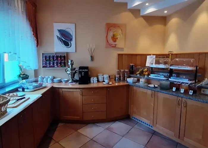 - Ernst Hotel Untermuhl