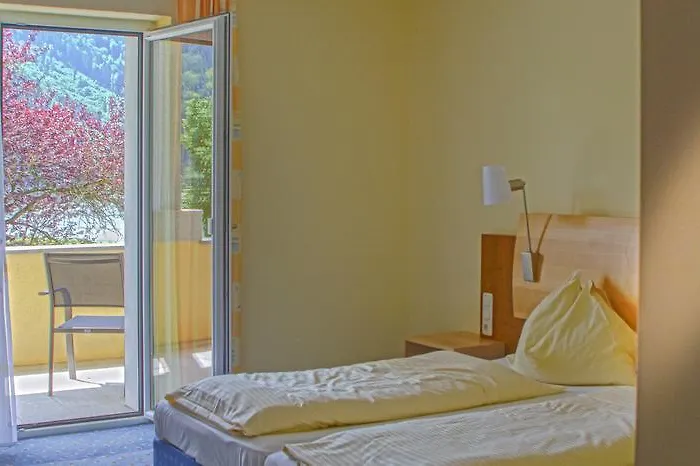 - Ernst Hotel Untermuhl