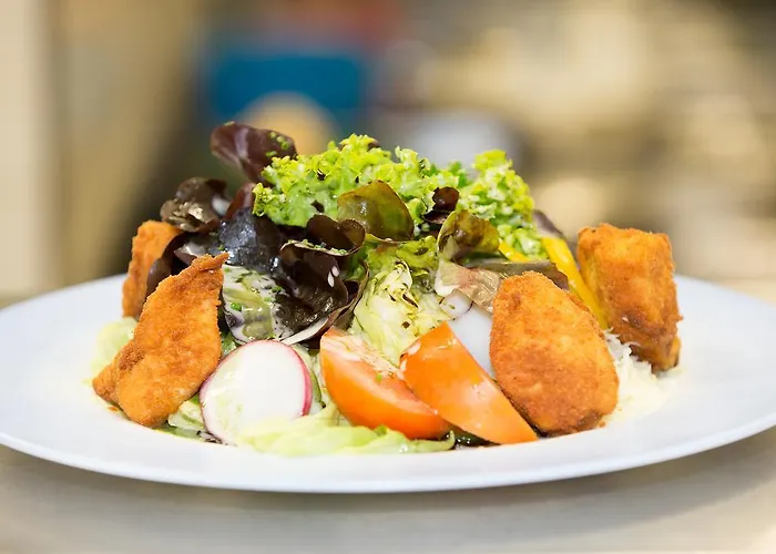 Hotel - Ernst Untermuhl