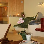 - Ernst Hotel