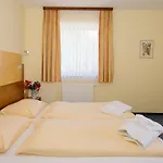 - Ernst 3* Untermuhl