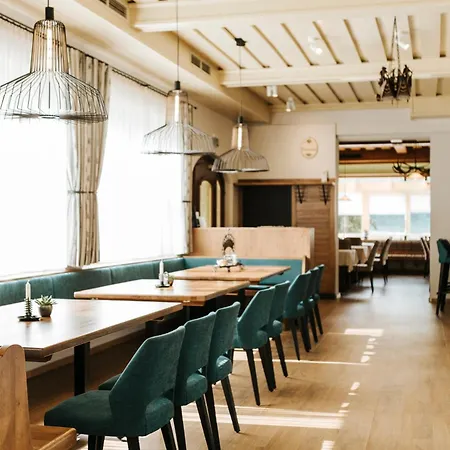 - Ernst Ξενοδοχείο Untermuhl