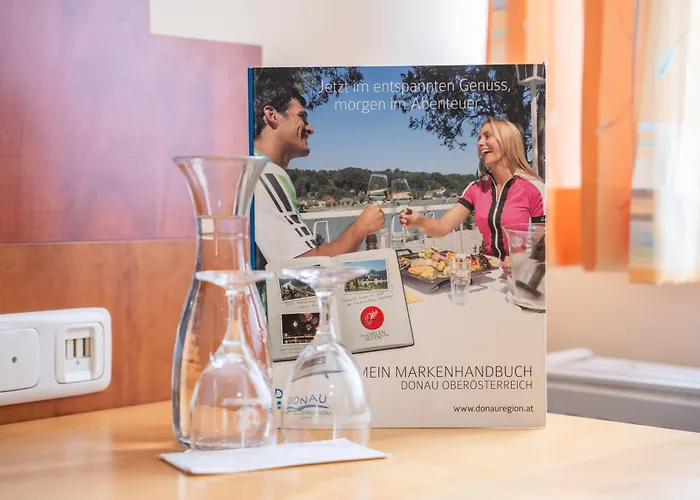 Ξενοδοχείο - Ernst 3*